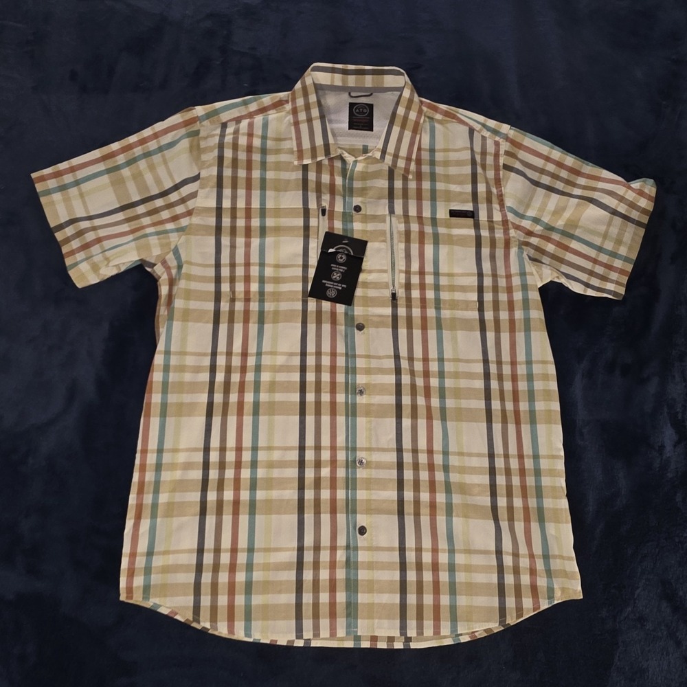 Wrangler Mens All Terrain Gear ATG Horizon Short Sleeve Shirt Size Large NWT